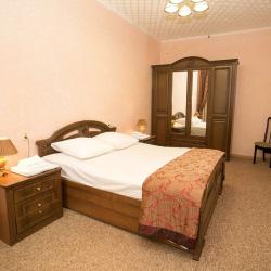 Двухкомнатный двухместный люкс (с джакузи)