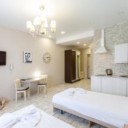 Фото Отель House on Potapova (Гостевой дом на Потапова)