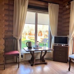Номер при кафе