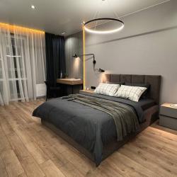 Фото Отель Новая лучшая в городе 3-комнатная квартира