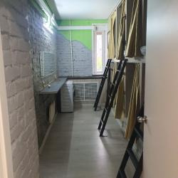 Кровать в 10-местном общем номере