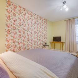 Фото Отель RentalSPb на Полтавском проезде, 2