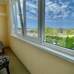 Номер комфорт с 1 двуспальной кроватью и балконом