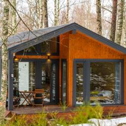 Дом с видом на лес гостиная со спальней 36м2