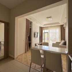 Фото Уютные апартаменты в Парковом квартале отеля «Имеретинский»