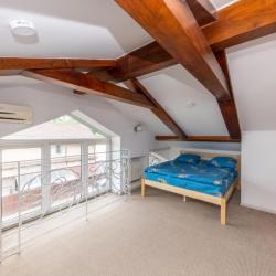 Фото Wanderlust Boutique hostel (Вандерласт Бутик хостел)