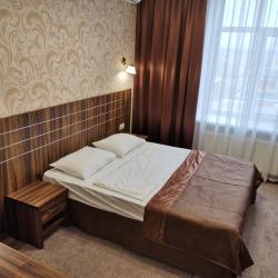 Номер стандарт с 1 двуспальной кроватью