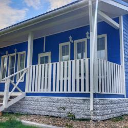 Коттедж Кантри с 2 спальнями и сауной