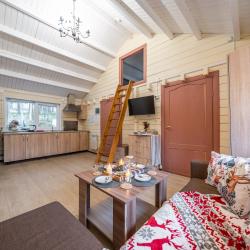 Малый коттедж у леса с 2-мя спальнями