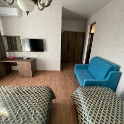 4-х местная комната комфорт на 4 этаже с балконом №14