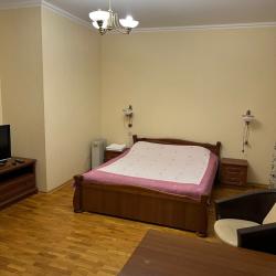Номер стандарт эконом с 1 двуспальной кроватью