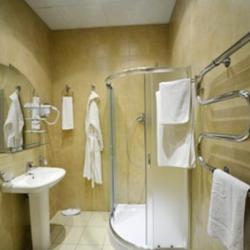 Номер стандарт с 1 двуспальной кроватью
