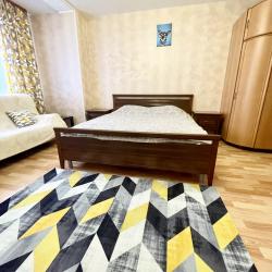 Фото Апартаменты на улице Игоря Киртбая 5/2