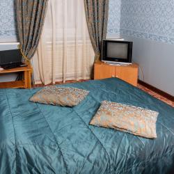 Номер стандарт с 1 двуспальной кроватью