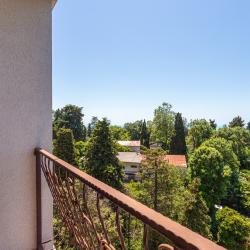 Фото Отель LaMare (ЛаМаре) на улице Санаторная 48