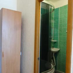 Комната стандарт с 2 односпальными кроватями с дополнительным местом