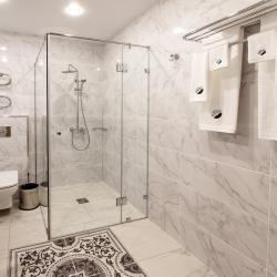 Номер люкс с 2 односпальными кроватями