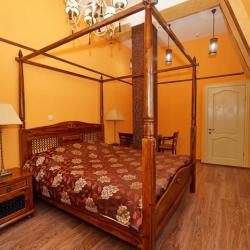 Номер стандарт комфорт с 1 двуспальной кроватью