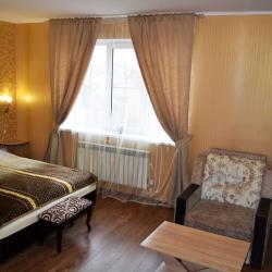 3-местный номер стандарт с 1 двуспальной кроватью