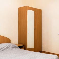 Номер стандарт с 1 двуспальной кроватью (цокольный этаж)