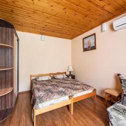 4-местная комната люкс с балконом №2