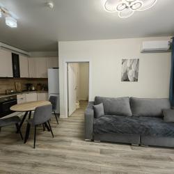 Фото Отель Holiday House (Холидей Хаус)