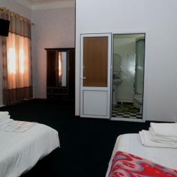 Фото Отель World Guest House (Гостевой дом Мир)