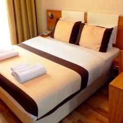 Номер улучшенный с 1 двуспальной кроватью