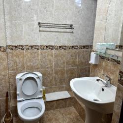 Номер улучшенный с 1 двуспальной кроватью (с завтраком)