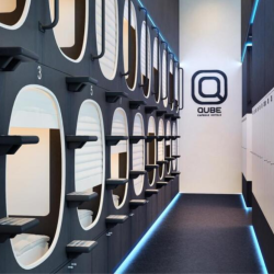 Qube Capsule Hotel (Куб Капсульный Отель) — e21f777f158f6e52dd26aa8aeecb5a05