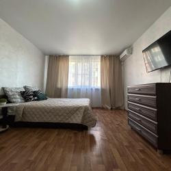 Фото Апартаменты на улице Солнечная 55к21