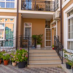 Фото Отель Уютная квартира с панорамными окнами от LetoApart