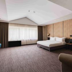 Фото Отель Pyramids Resorts Charvak (Пирамидс Резорт )