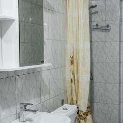 Комната комфорт с 1 двуспальной и 1 двухъярусной кроватью