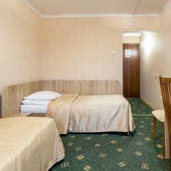 2-местный 1-комнатный номер стандарт эконом с 2 односпальными кроватями