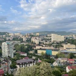 Комната стандарт c 2 односпальными кроватями с балконом