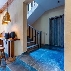 Премиальное шале с сауной и бассейном для 14 гостей