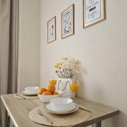 Фото Отель Живи уютно на улице Ярославская 42