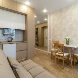 1-комнатные апартаменты студия Home с видом на лес