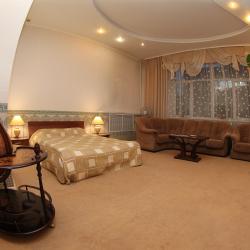 Номер люкс с 1 двуспальной кроватью