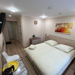 Номер стандарт с 1 двуспальной кроватью