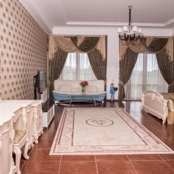 Фото Отель California (Калифорния)