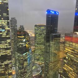 Фото Апартаменты на 61 этаже с видом на башни