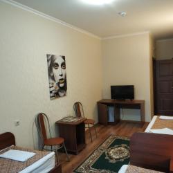 Номер стандарт семейный с 3 односпальными кроватями