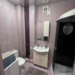 Фото Просторные апартаменты на проспекте Чайковского 46