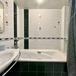 Фото Отель EasyRent на улице Аэродромная 72а