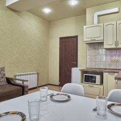 Фото Апартаменты в центре на Сенявина 5