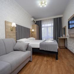 4-местный номер комфорт (вид на парк)