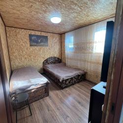 3-местный номер комфорт с 1 односпальной и 1 двуспальной кроватью