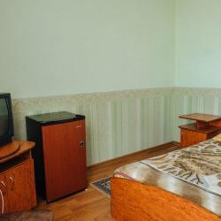 Номер стандарт улучшенный с 1 двуспальной кроватью